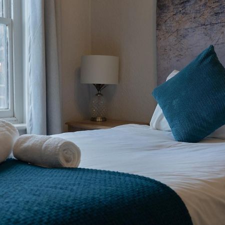 The Royal Hotel Crewe, A Brilliant Collection, Powered By Oyo Exterior foto