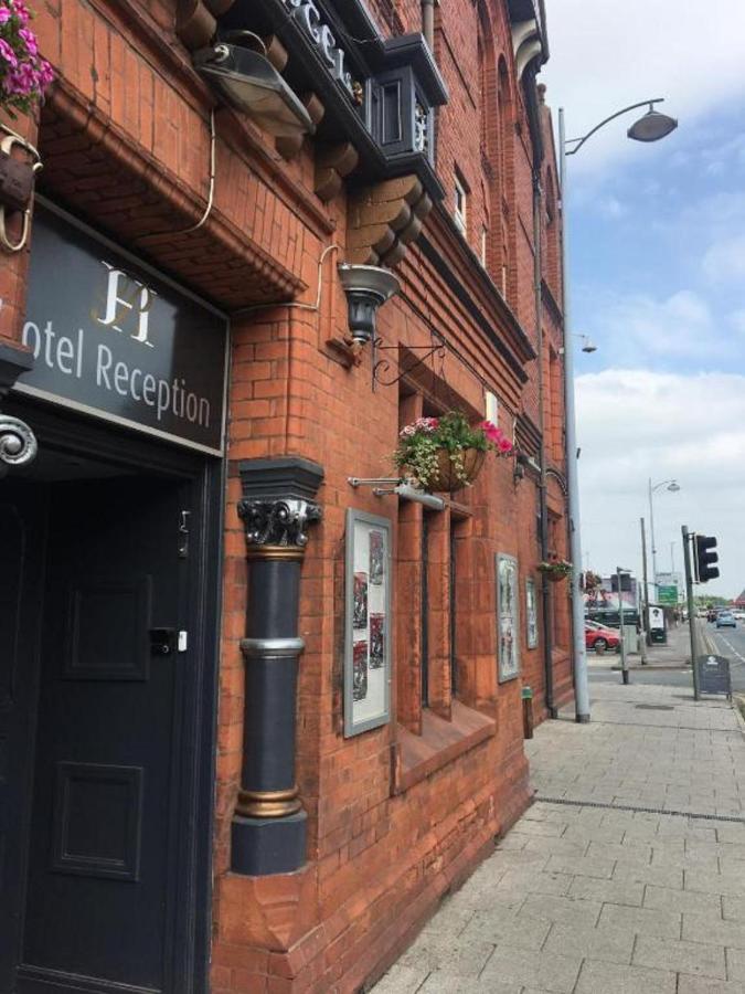 The Royal Hotel Crewe, A Brilliant Collection, Powered By Oyo Exterior foto