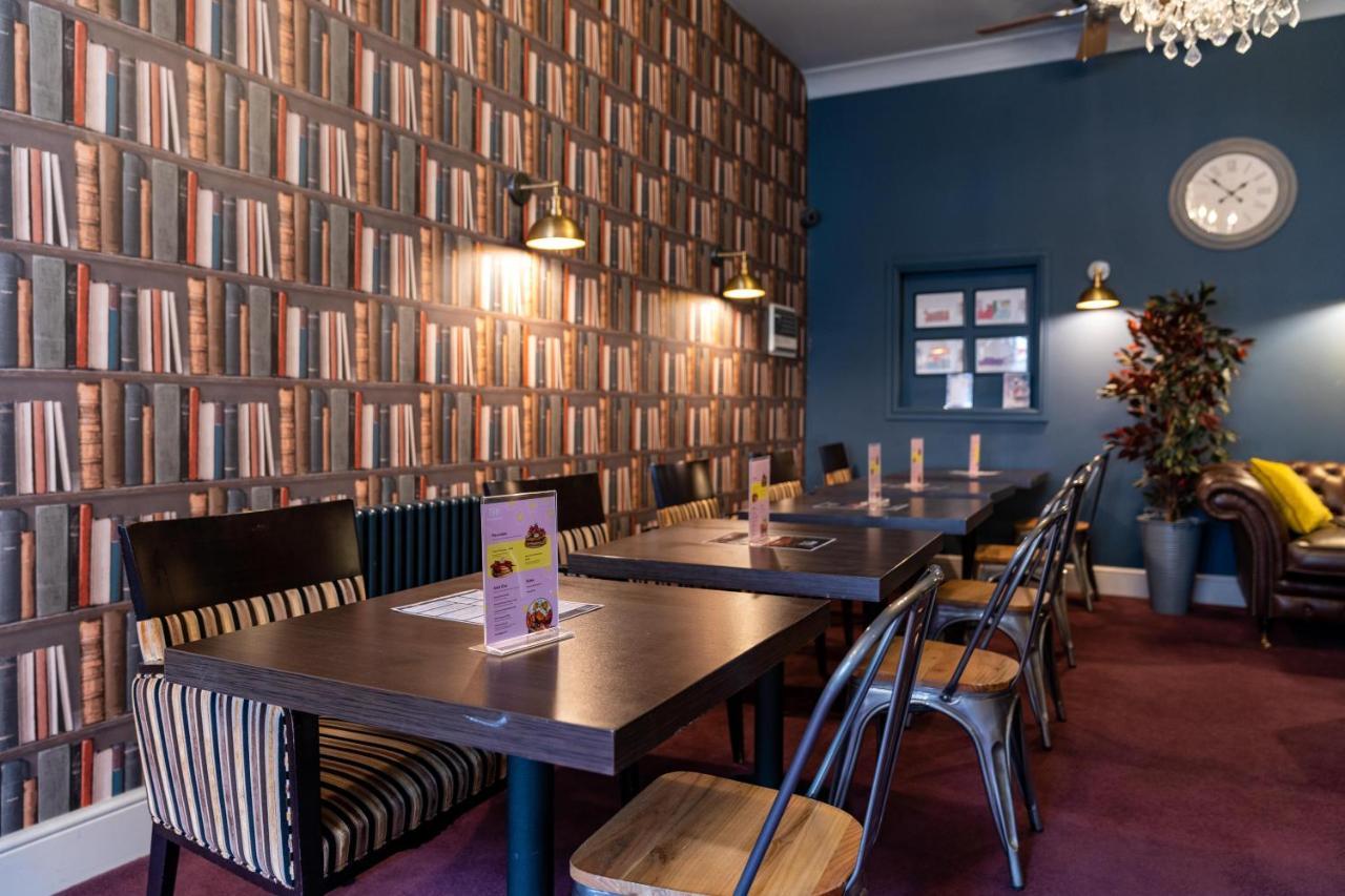The Royal Hotel Crewe, A Brilliant Collection, Powered By Oyo Exterior foto