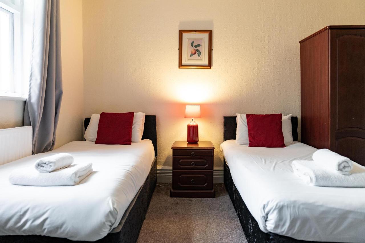 The Royal Hotel Crewe, A Brilliant Collection, Powered By Oyo Exterior foto